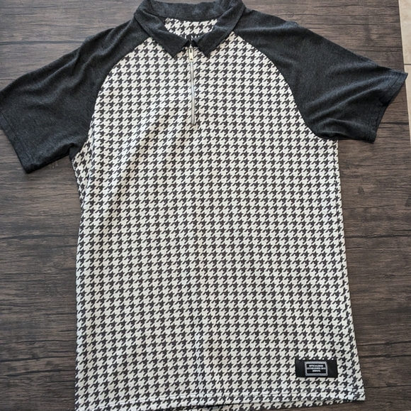 Brand new men's houndstooth Polo - Picture 5 of 7